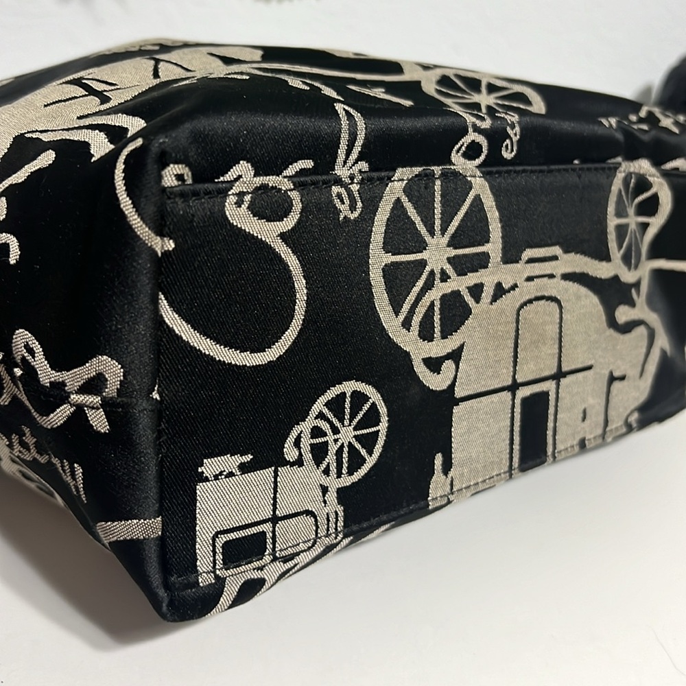 Coach Black and Cream Tote Bag - Picture 7 of 11